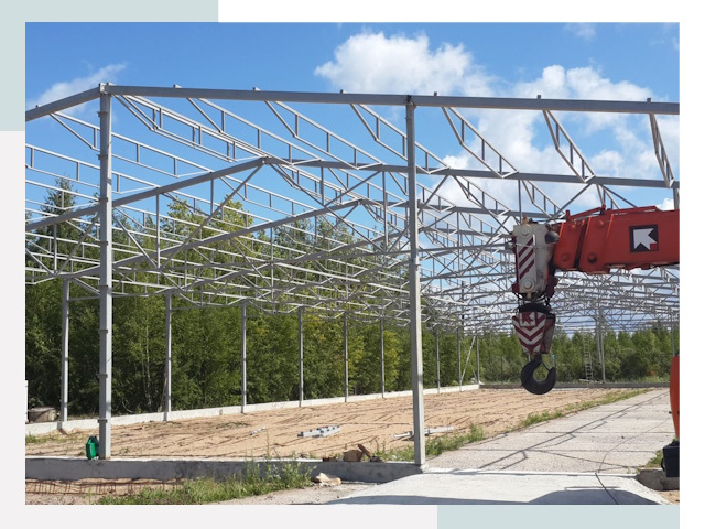 Строительство конюшен в Каменка от 607 руб. под ключ