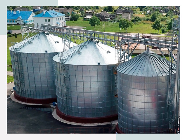 Металлические силосы в Каменке