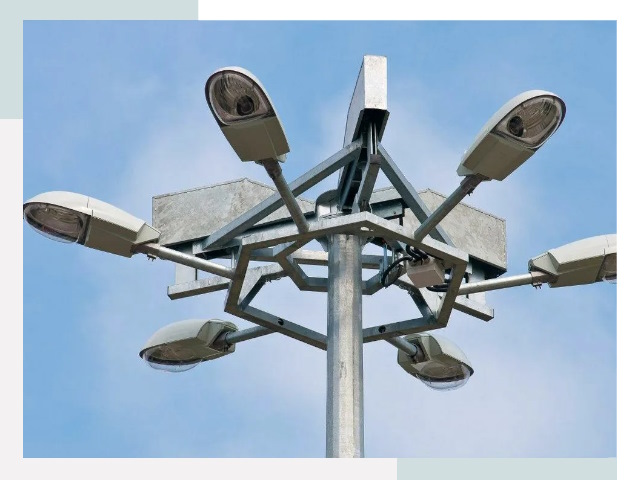 Монтаж осветительных мачт в Каменке