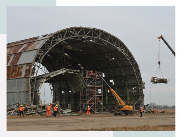 Демонтаж ангаров в Каменке